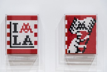 "Into the white cube" exposition de Invader à la galerie Over The Influence  - Los Angeles - du 18 novembre au 22 décembre 2018