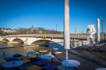 Fluctuart - Avec les installations de Rero et de Levalet - Quai d'Orsay 07è - Février 2020