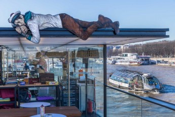 Fluctuart - Avec les installations de Rero et de Levalet - Quai d'Orsay 07è - Février 2020