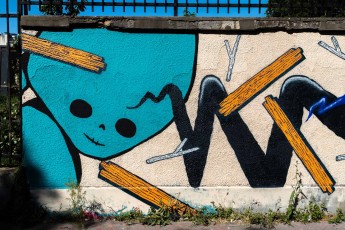 Rétrograffitism et Hobz - Boulevard de Ménilmontant 11è - Juin 2020