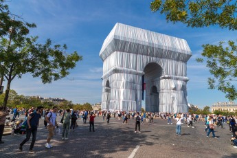 L'Arc de Triomphe Wrapped par Christo & Jeanne-Claude, du 14 septembre au 3 octobre 2021