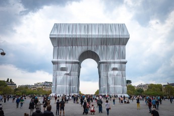 L'Arc de Triomphe Wrapped par Christo & Jeanne-Claude, du 14 septembre au 3 octobre 2021