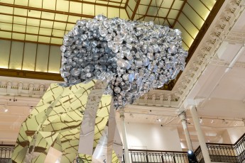 "Sangam" exposition de Subodh Gupta pour Le Bon Marché du 9 janvier au 19 février 2023