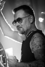 Fête pour les 25 ans du salon de tatouage Abraxas au Théatre du Renard le samedi 16 septembre 2023.