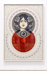 "Triple Trouble" exposition de Invader, Shepard Fairey et Damien Hirst à la Newport Street Gallery du 10 octobre 2025 au 29 mars 2026