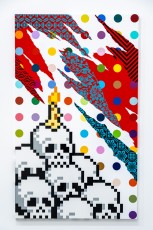 "Triple Trouble" exposition de Invader, Shepard Fairey et Damien Hirst à la Newport Street Gallery du 10 octobre 2025 au 29 mars 2026