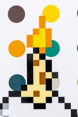 "Triple Trouble" exposition de Invader, Shepard Fairey et Damien Hirst à la Newport Street Gallery du 10 octobre 2025 au 29 mars 2026