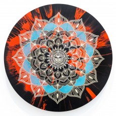 "Triple Trouble" exposition de Invader, Shepard Fairey et Damien Hirst à la Newport Street Gallery du 10 octobre 2025 au 29 mars 2026