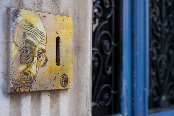 C215 - Rue Julien Lacroix 20è, hommage à Michel Longhi - Juin 2010