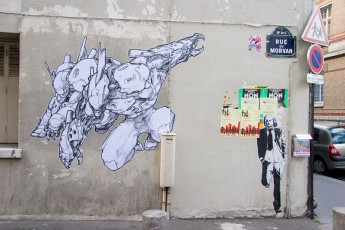 Duster132 - Rue du Morvan 11è - Juin 2006