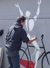 Mesnager et Némo au travail - Marché de l'art de Bastille - Mai 2003