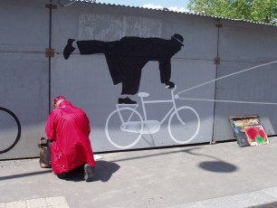 Mesnager et Némo au travail - Marché de l'art de Bastille - Mai 2003