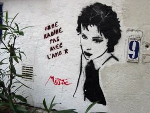 MissTic - On ne radine pas avec l'amour - Rue Victor Letalle 20è - Juillet 2004