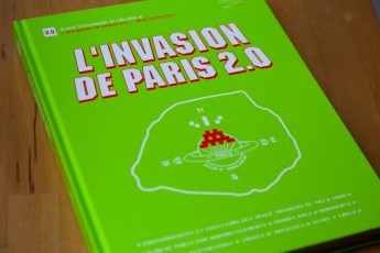 L'invasion de Paris 2.0 par l'Invader. Plusieurs de mes photos dans ce nouveau guide d'invasion et surtout le grand plaisir que l'Invader m'ai demandé de lui écrire un petit texte qui tiens une bonne place dans le livre même si il était à la base beaucoup plus long.