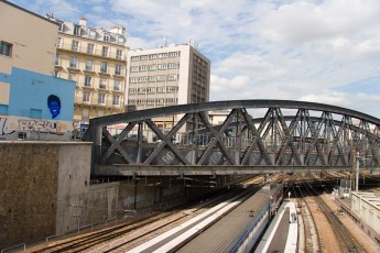 Sich - Au dessus des voies de la Gare de l'Est entre rue de l'Aqueduc et rue de l'Arbalète 10è - Septembre 2006