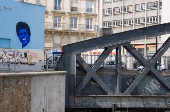 Sich - Au dessus des voies de la Gare de l'Est entre rue de l'Aqueduc et rue de l'Arbalète 10è - Septembre 2006