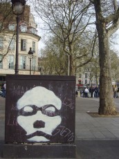 Graf place de la Bastille 11è - Mai 2003